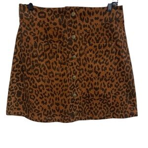Loveriche size large Leopard Print Skirt